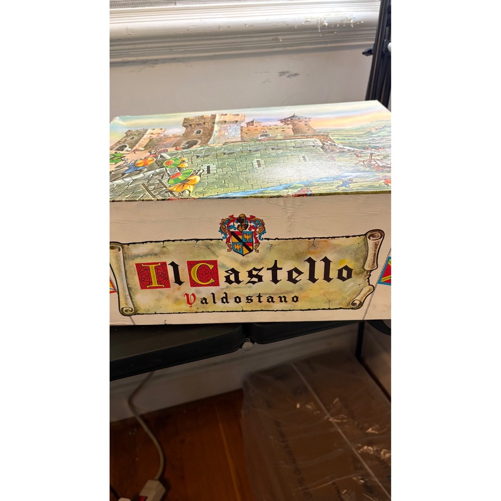 Vintage Il Castello Valdostano Art 969 Medieval Castle Playset with Knights Box